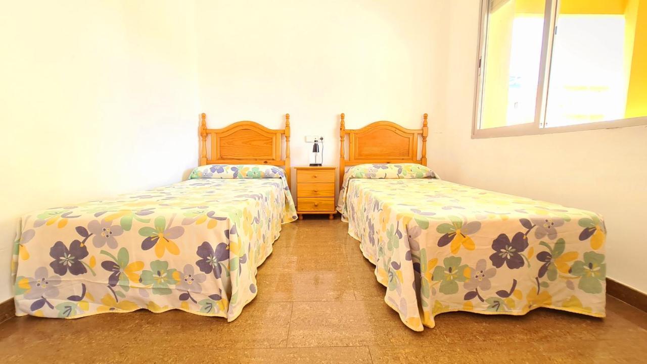 Ferienwohnung Bonanza - 40 Metros De La Playa! Gandía Exterior foto